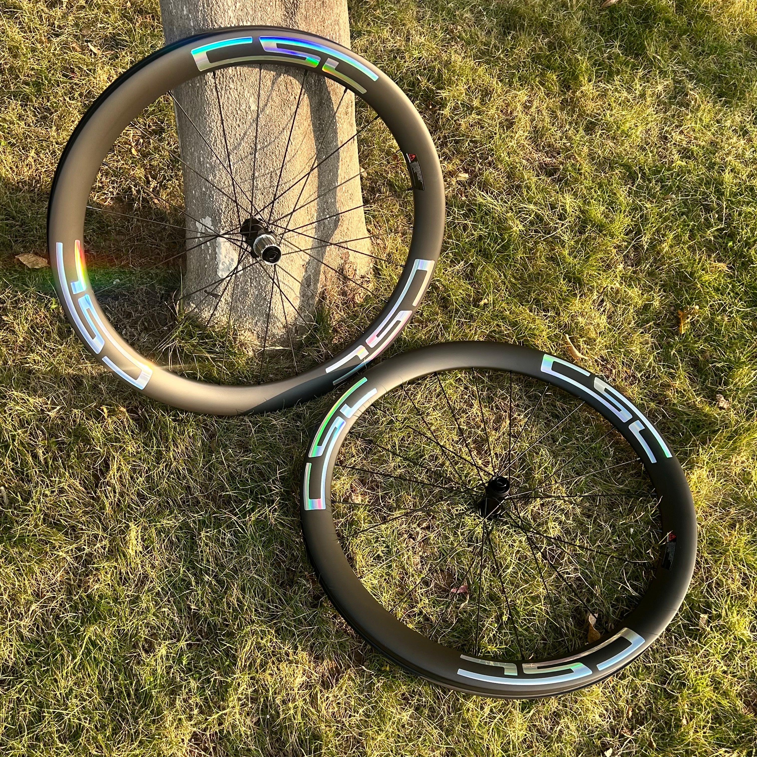 DLR 2.0 UCI 700C Carbon Fiber Gravel/Road Wheelset (Ships from UK Warehouse) — Disc Brake, 50mm Rim Depth, 32mm Internal Width, Clincher/Tubeless Compatible, 12mm Thru-Axle, 36T Ratchet Hub