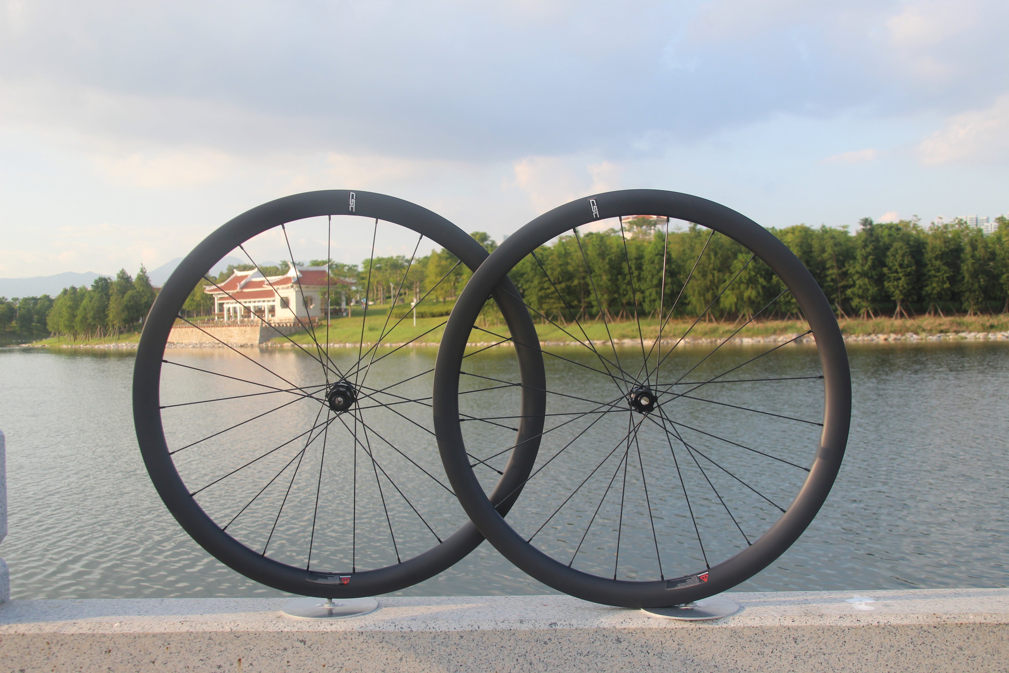 1280g EU Stcok Disc Brake Carbon bicycle Wheels 54T Ratchet 38/40/50/58mm Tubeless Center Lock carbon bike wheelset
